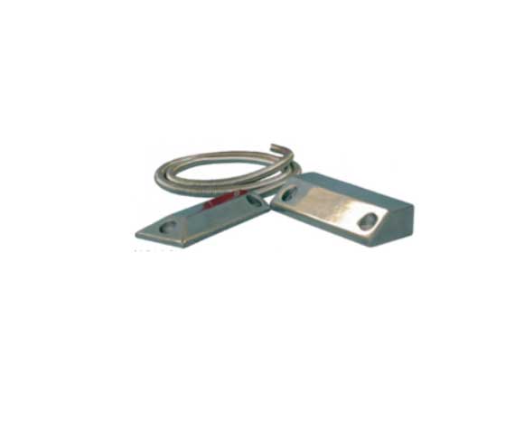 Roller shutter magnetic switch